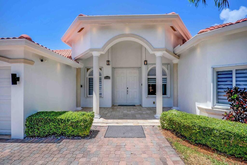 Beautiful house + heated pool/17 guest,básquetball Cutler Bay Exterior foto